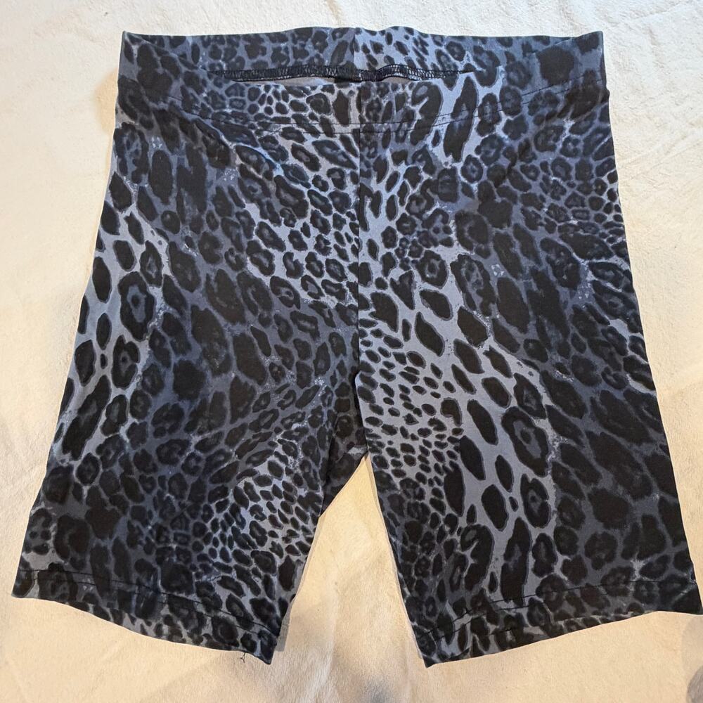 Hue Blue Leopard Biker Shorts Blue Animal Print